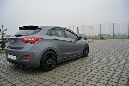 Mittlerer Diffusor Heck Ansatz für Hyundai i30 mk.2 Carbon Look