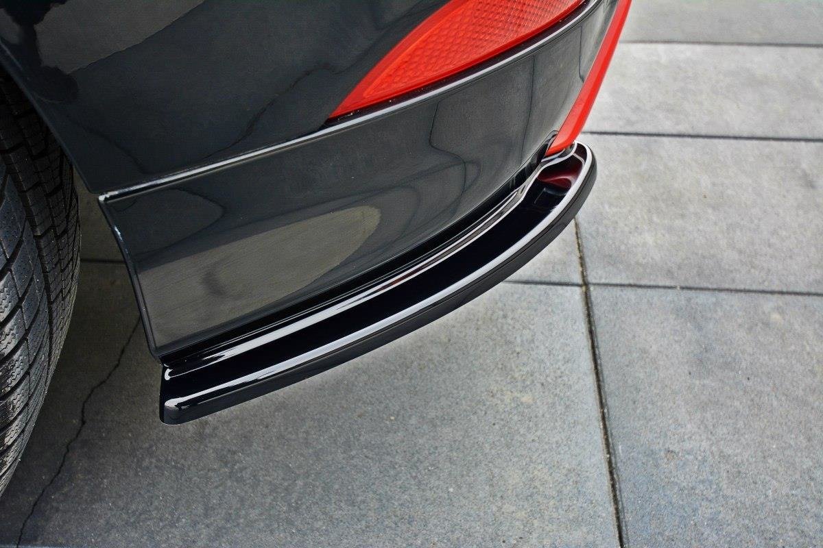 Heck Ansatz Flaps Diffusor für Ford Focus ST-Line Mk3 FL schwarz matt