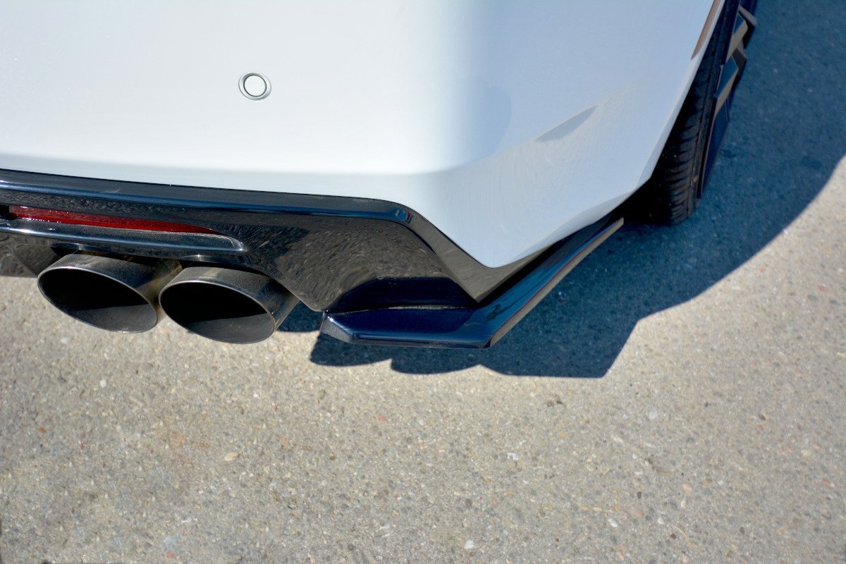 Heck Ansatz Flaps Diffusor für CHEVROLET CAMARO 6TH-GEN. PHASE-I 2SS COUPE Carbon Look