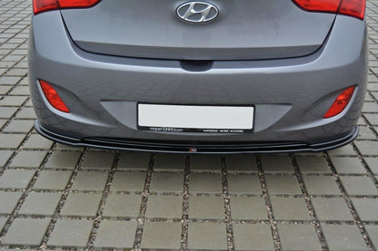 Mittlerer Diffusor Heck Ansatz für Hyundai i30 mk.2 Carbon Look