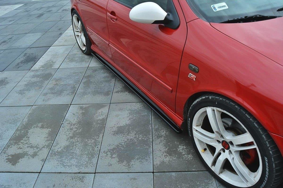 Seitenschweller Ansatz für Seat Leon Mk1 Cupra schwarz matt