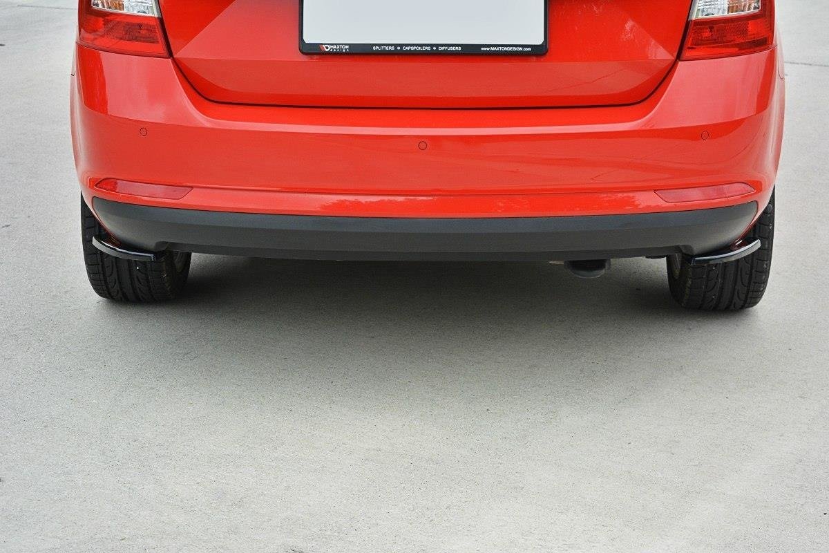 Heck Ansatz Flaps Diffusor für Skoda Rapid Spaceback Carbon Look