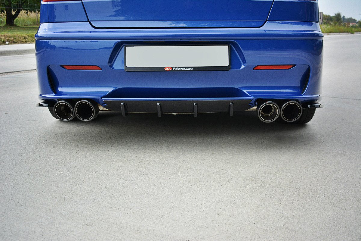 Heck Ansatz Flaps Diffusor für ALFA ROMEO 156 GTA SW schwarz Hochglanz