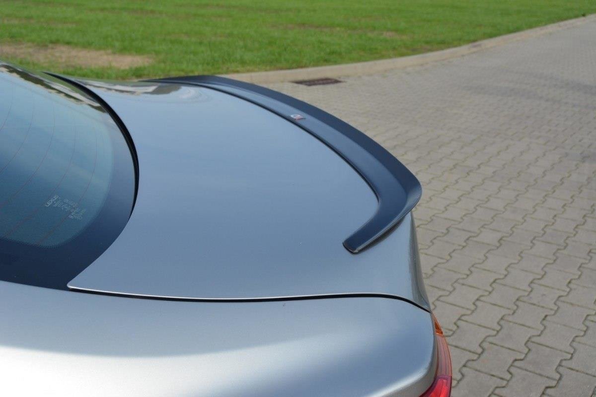 Spoiler CAP für Lexus IS Mk3 schwarz Hochglanz