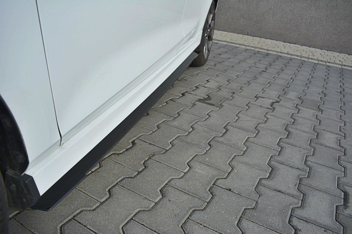 Sport Seitenschweller Ansatz für V.2 für Ford Fiesta Mk8 ST / ST-Line schwarz Hochglanz