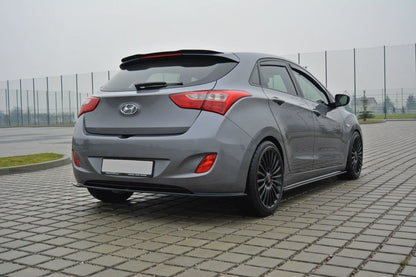 Mittlerer Diffusor Heck Ansatz für Hyundai i30 mk.2 Carbon Look