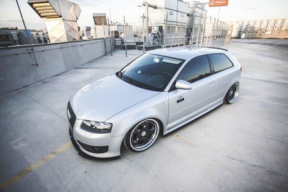 Front Ansatz für Audi S3 8P  schwarz Hochglanz
