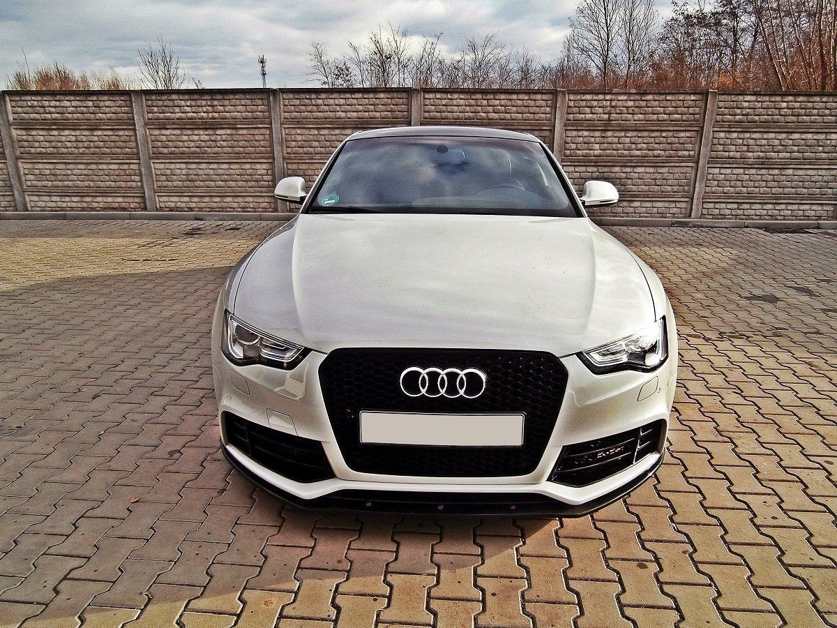 Front Ansatz für AUDI RS5 8T schwarz Hochglanz
