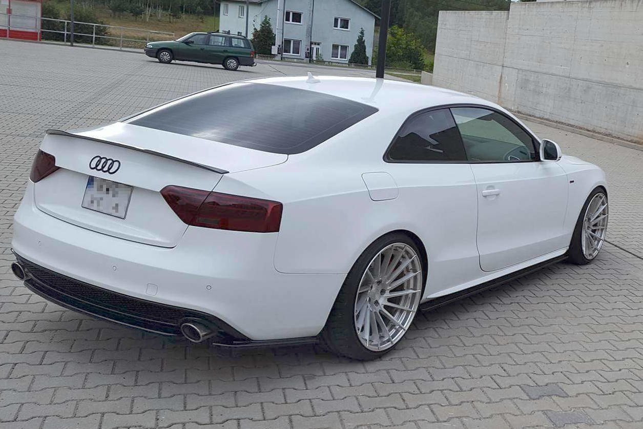Mittlerer Diffusor Heck Ansatz für AUDI A5 S-LINE Facelift  Carbon Look