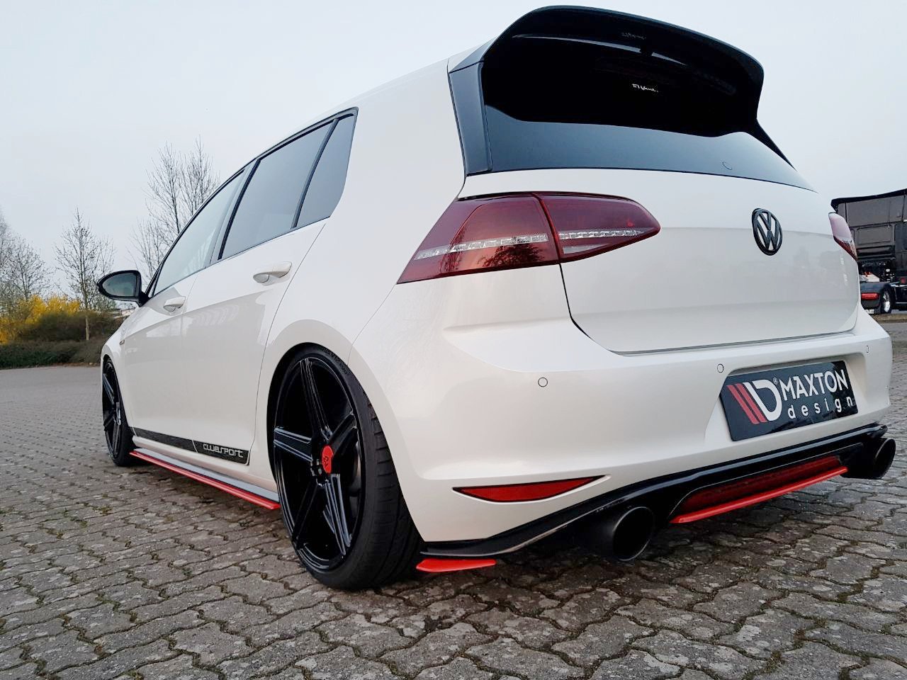 Heck Ansatz Flaps Diffusor für VW GOLF Mk7 GTI CLUBSPORT Carbon Look