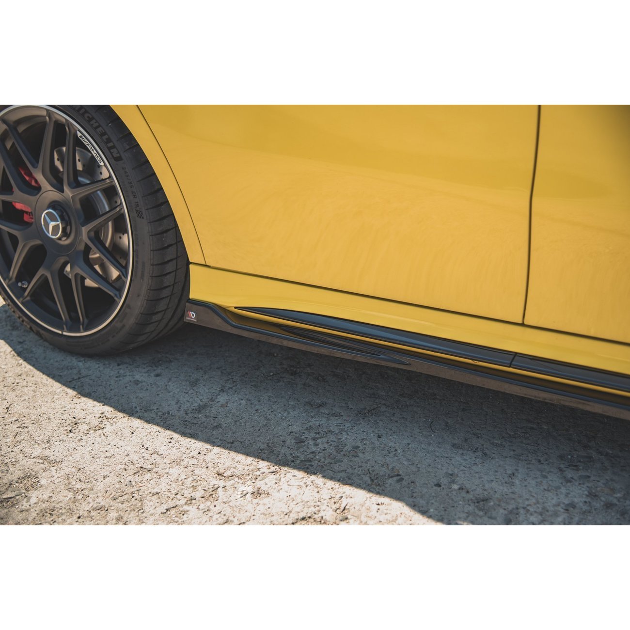 Seitenschweller Ansatz für Mercedes-AMG A 45 S W177 schwarz Hochglanz
