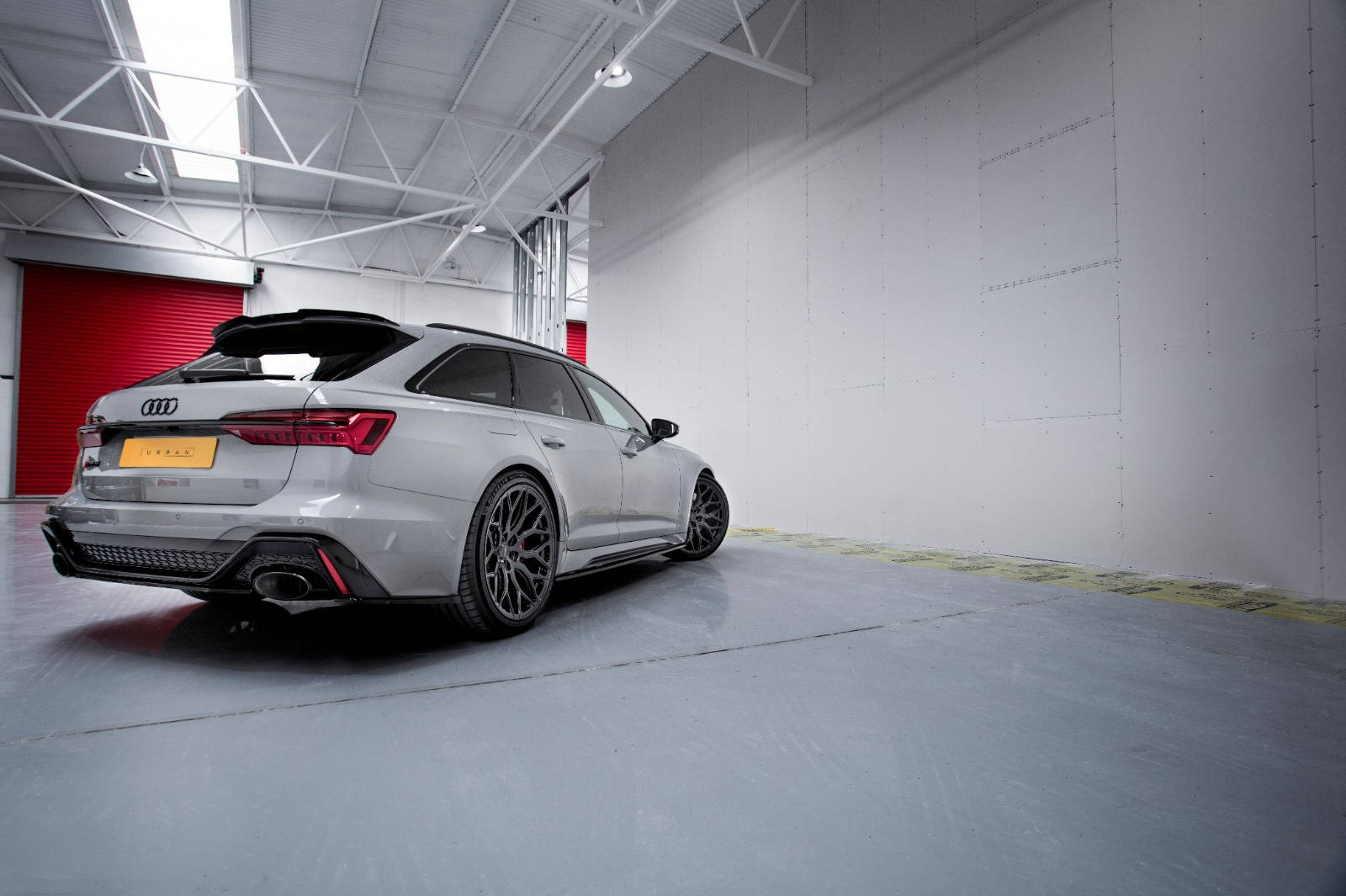 Spoiler CAP V.1 für Audi RS6 C8 schwarz Hochglanz