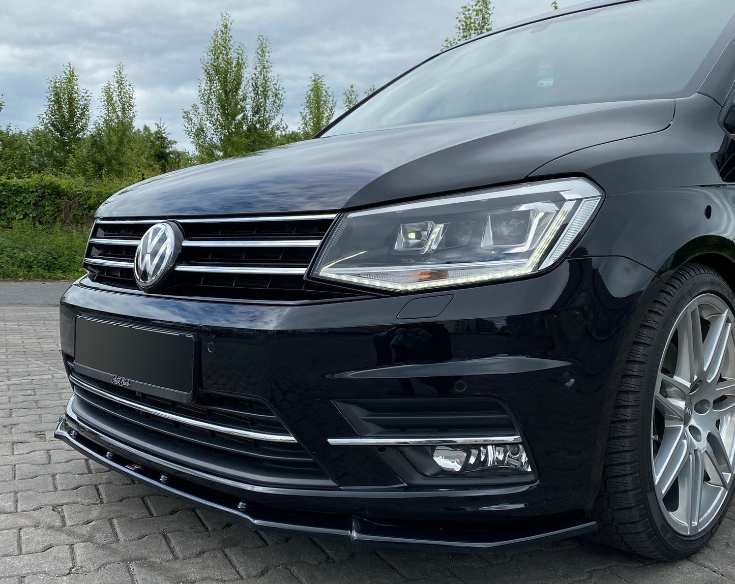 Front Ansatz für Volkswagen Caddy Mk. 4 Carbon Look