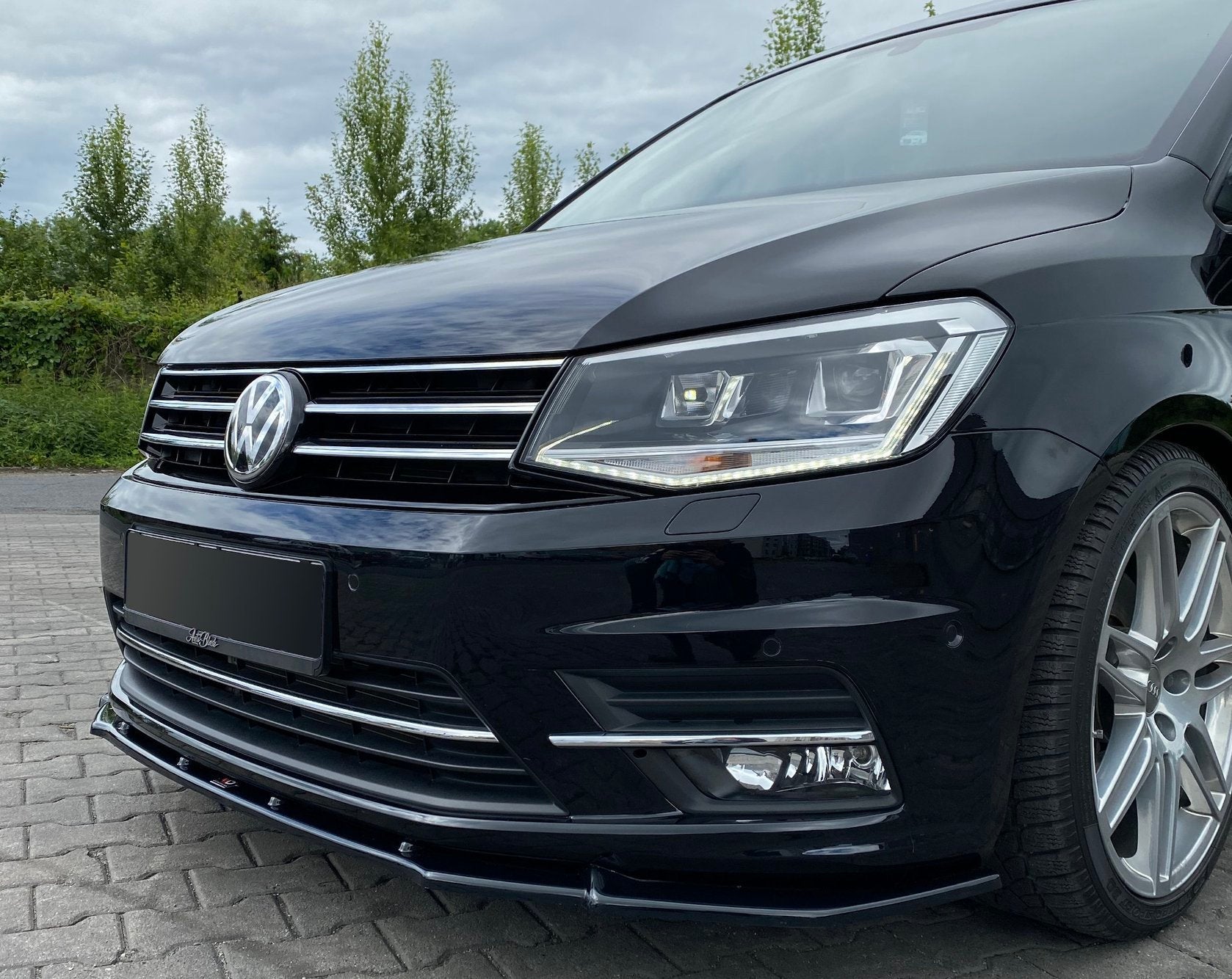 Front Ansatz für Volkswagen Caddy Mk. 4 Carbon Look