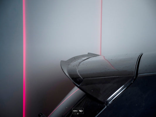 Spoiler CAP für BMW 1er E81/ E87 FACELIFT (AERO SPOILER) Carbon Look