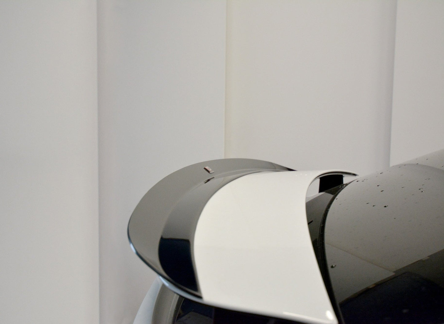 Spoiler CAP V.2 für TESLA MODEL X schwarz matt