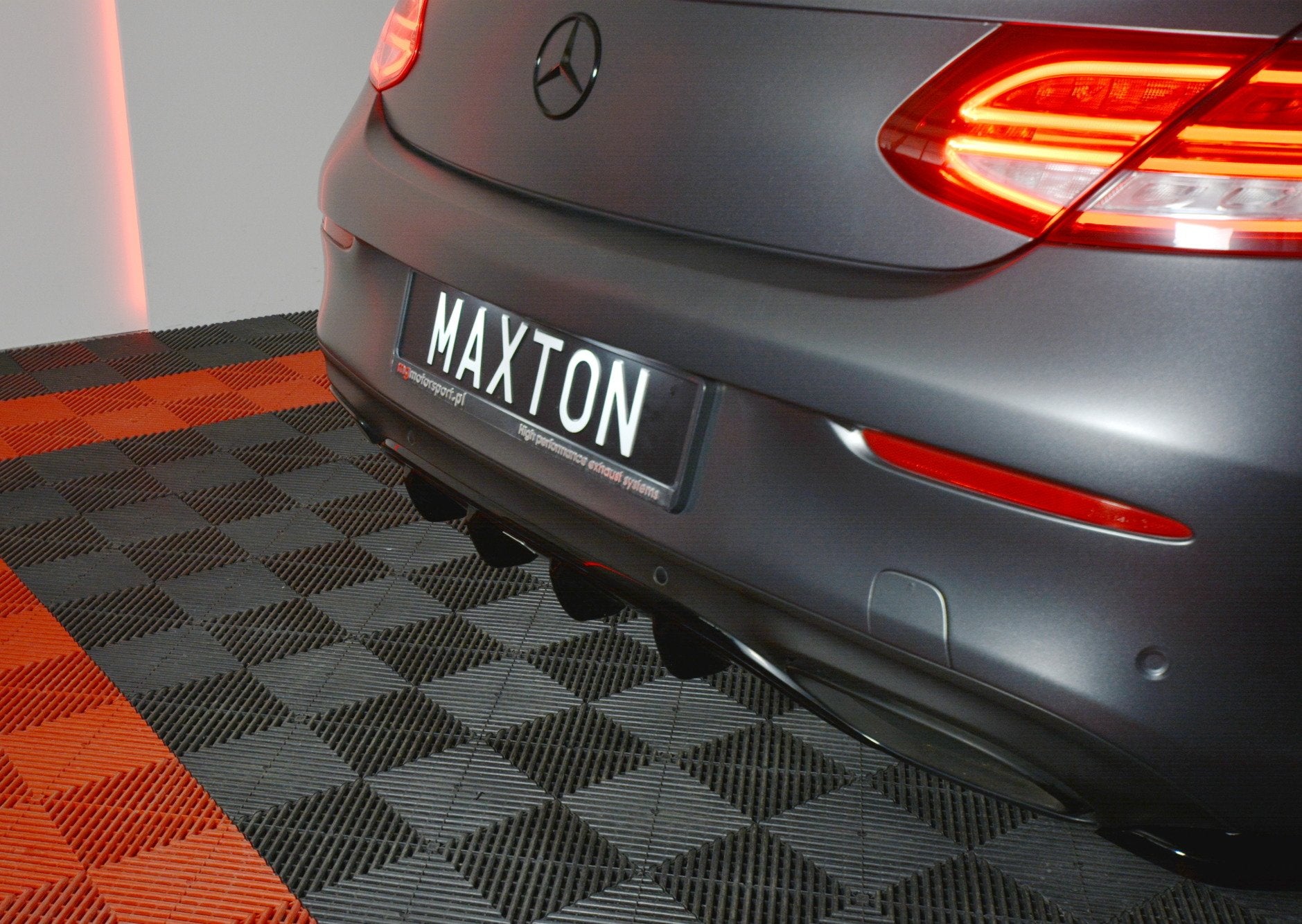 Diffusor Heck Ansatz für MERCEDES- BENZ C-KLASSE W205 COUPE AMG-LINE Carbon Look