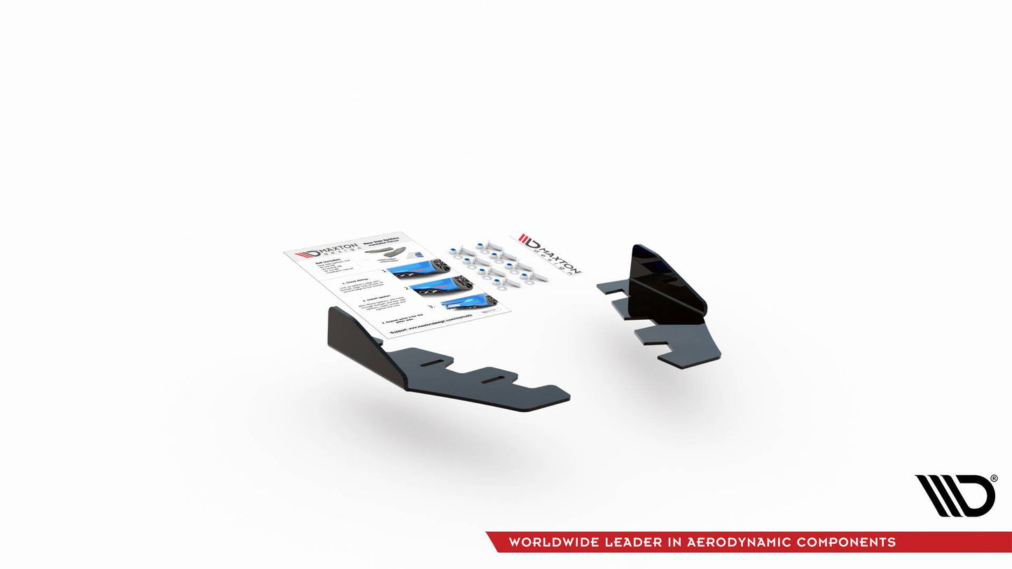 Hintere Seiten Flaps für BMW M135i F20 schwarz Hochglanz