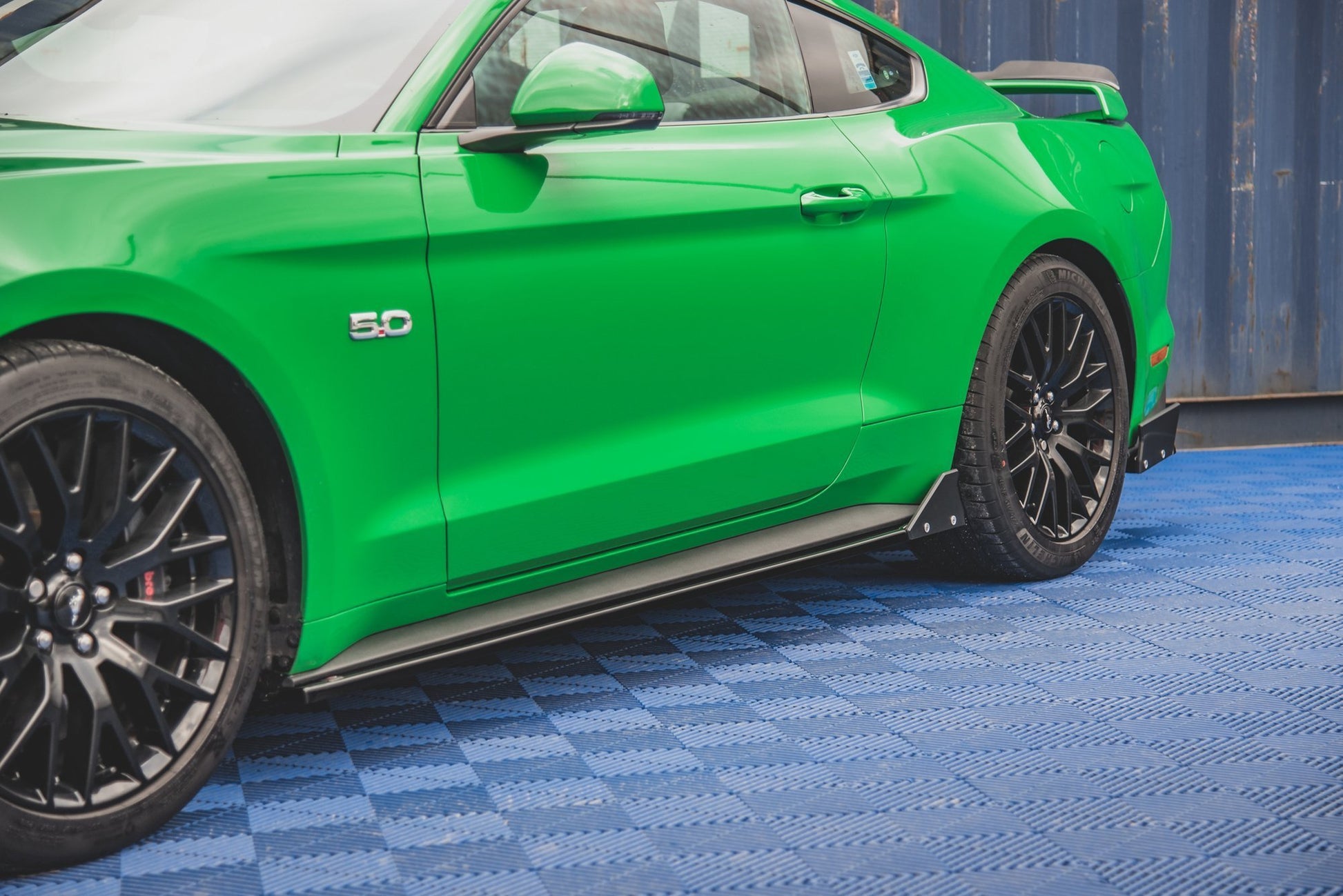 Seitenschweller Ansatz für + Flaps  Ford Mustang GT Mk6 Facelift