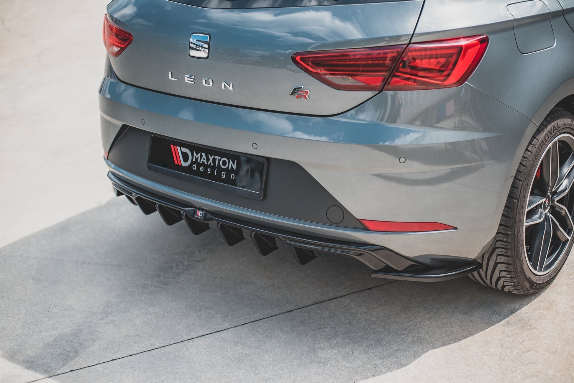 Diffusor Heck Ansatz für SEAT Leon Mk3 FR Facelift Carbon Look