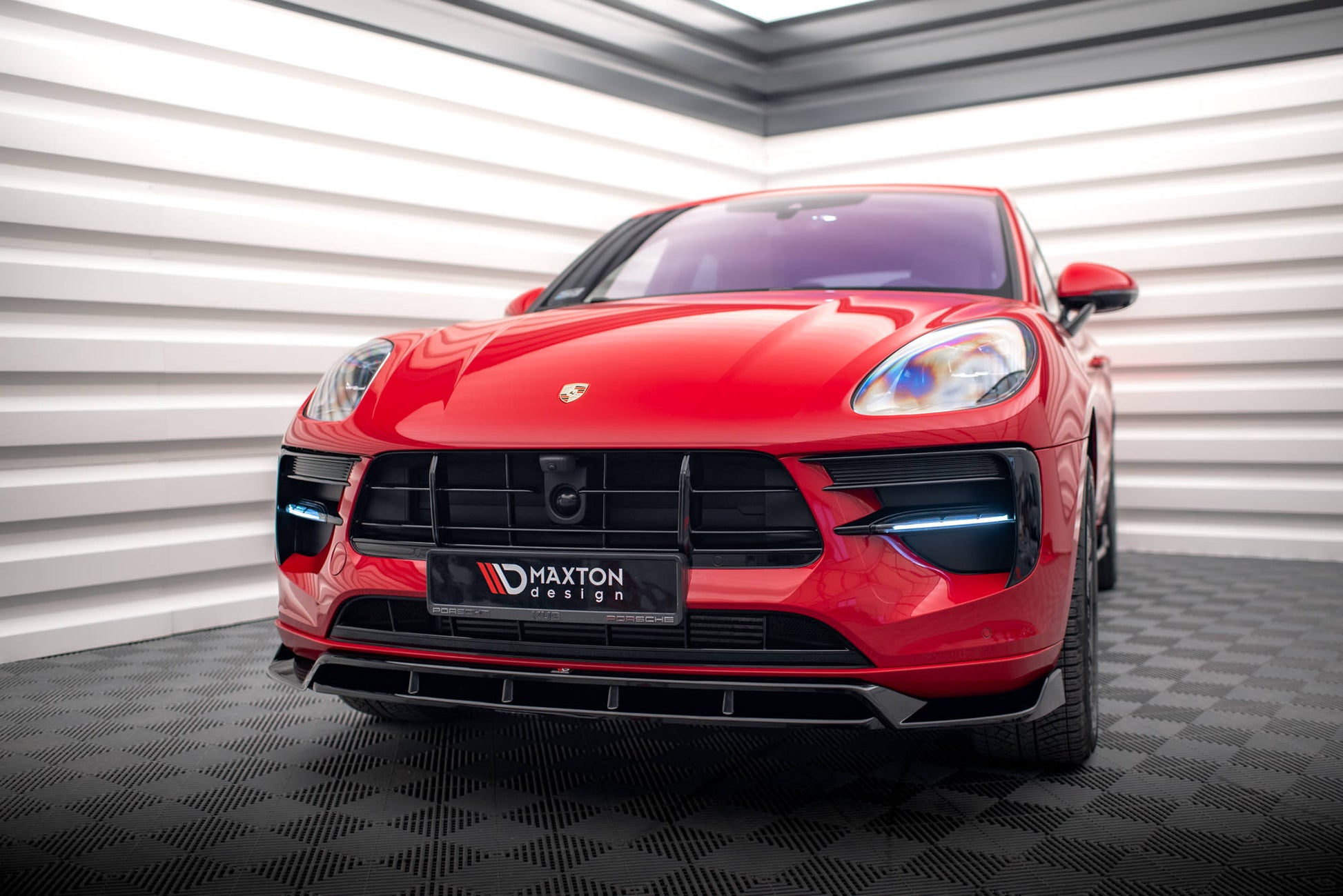 Front Ansatz V.2 für Porsche Macan Mk1 Facelift schwarz Hochglanz