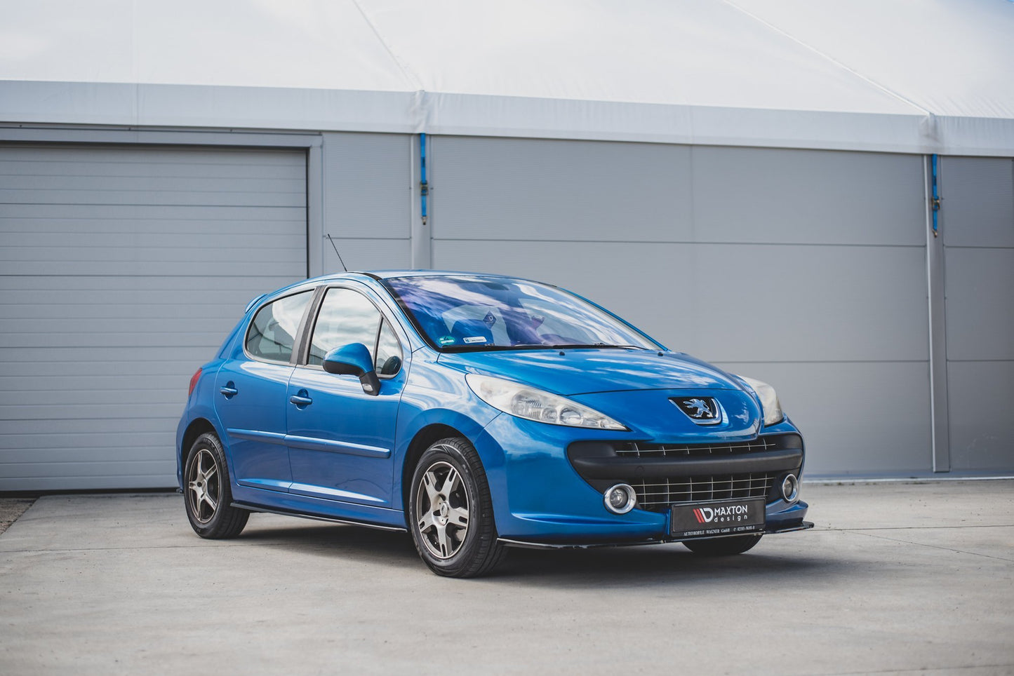 Front Ansatz für Peugeot 207 Sport schwarz matt
