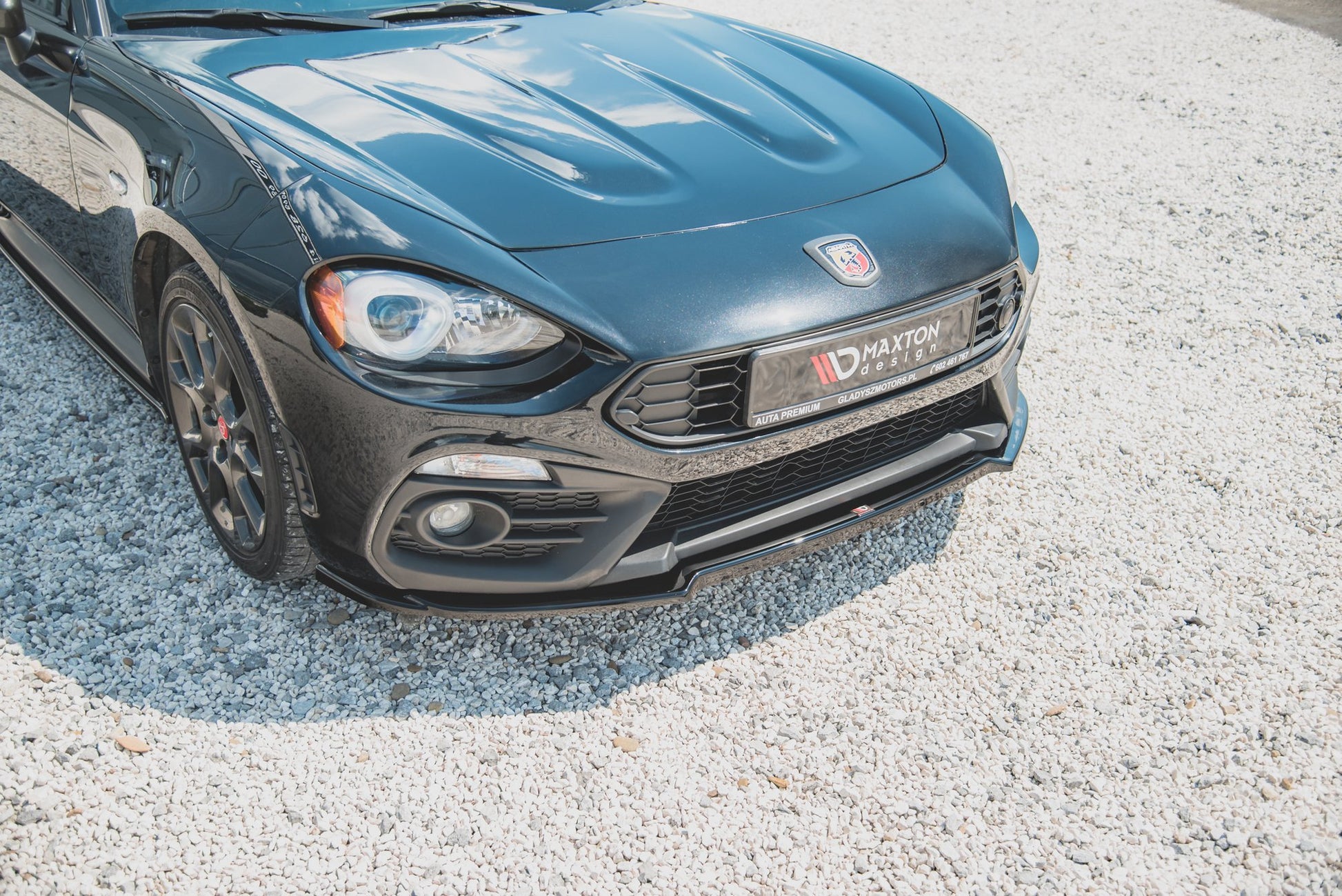 Front Ansatz für Fiat 124 Spider Abarth schwarz matt