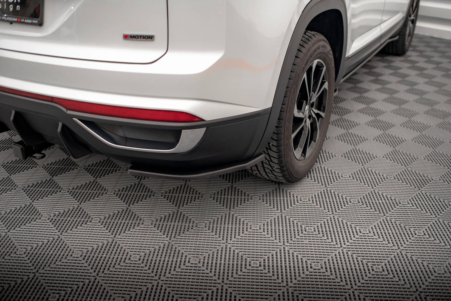 Heck Ansatz Flaps Diffusor für Volkswagen Atlas Cross Carbon Look