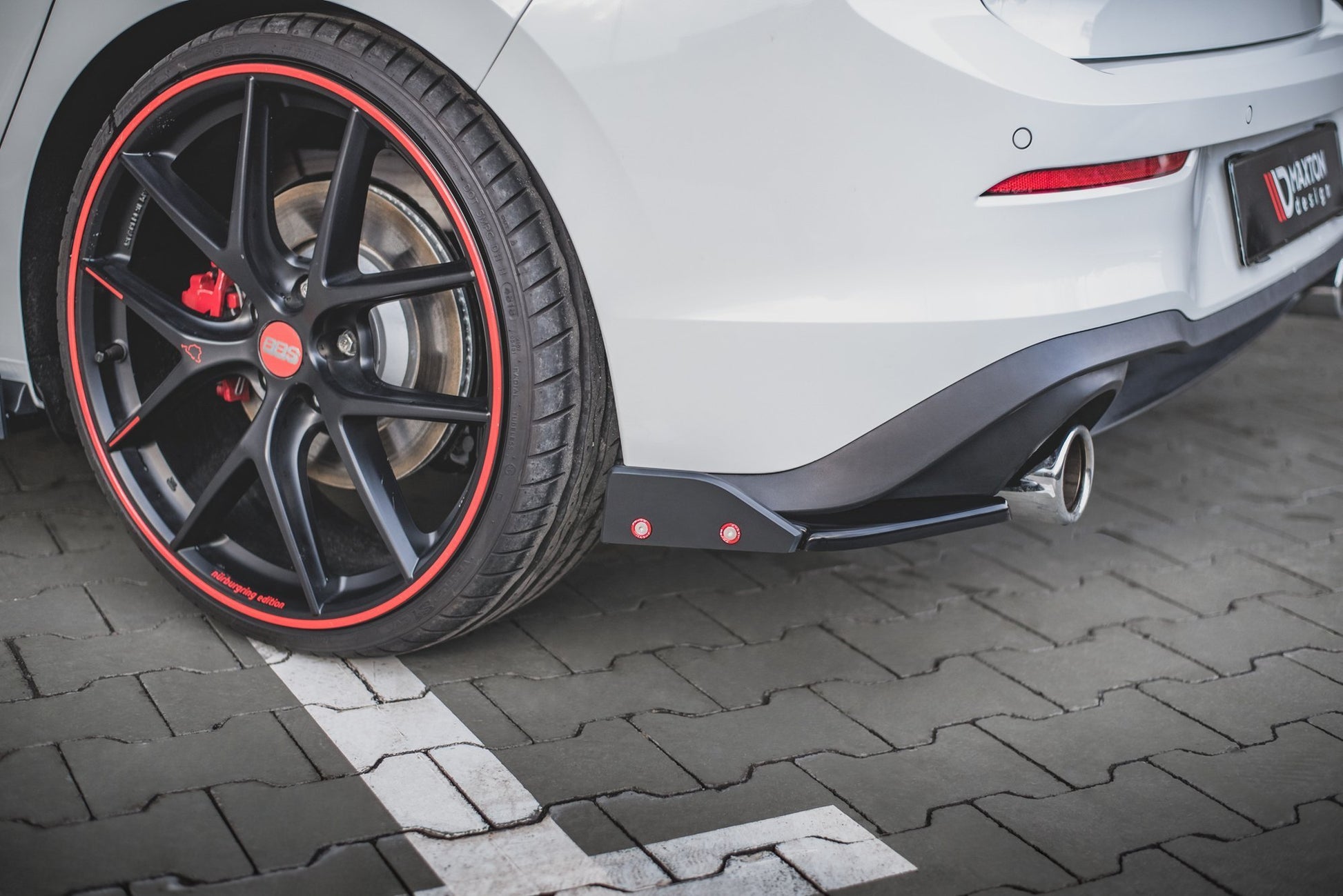 Heck Ansatz Flaps Diffusor +Flaps für V.2 Volkswagen Golf 8 GTI