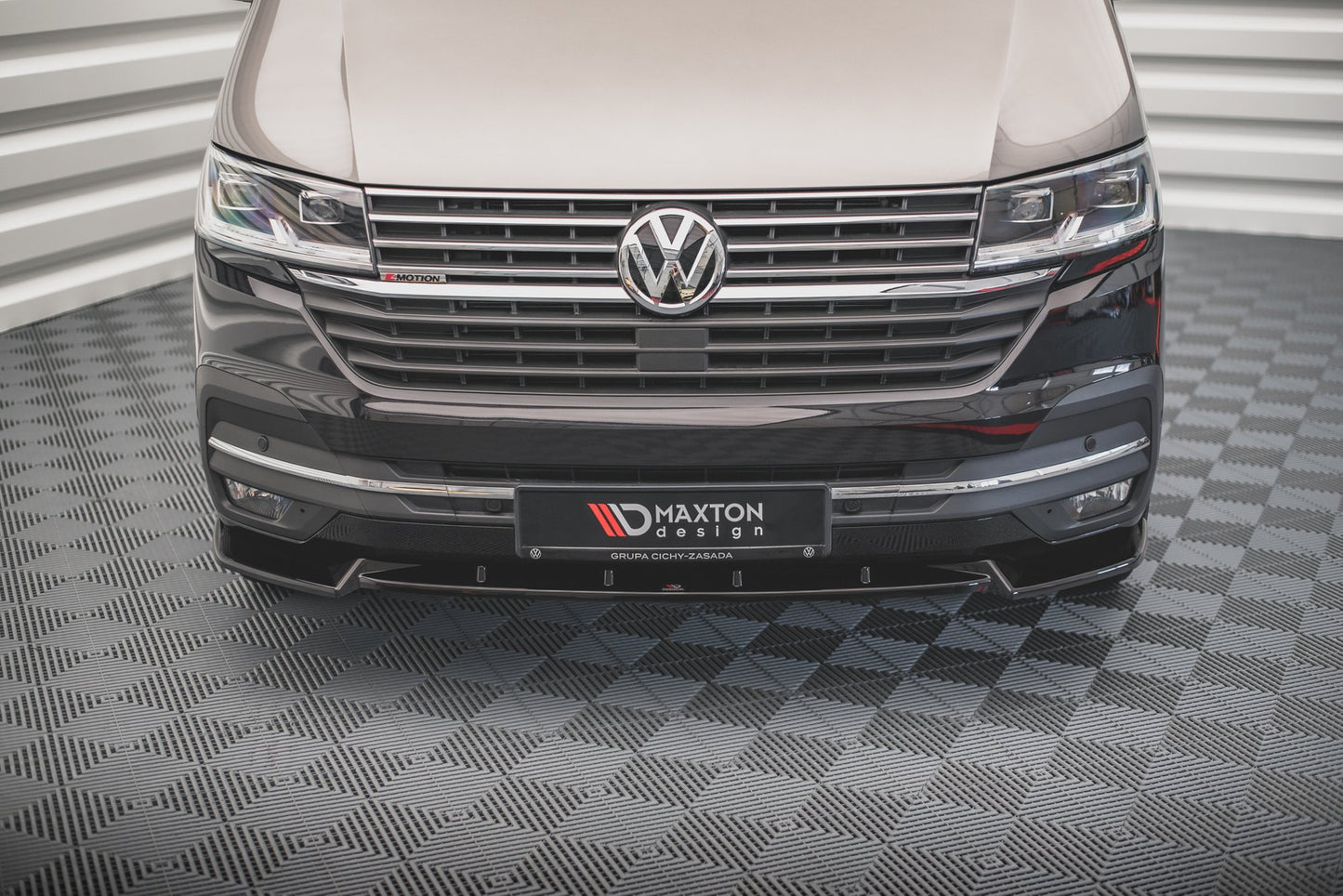 Front Ansatz V.1 für Volkswagen T6 Facelift schwarz matt