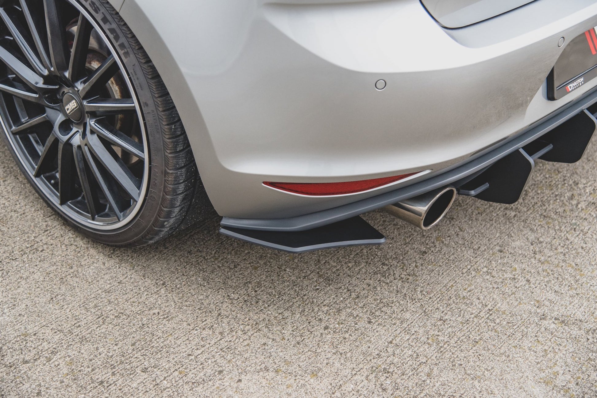 Robuste Racing Heck Ansatz Flaps Diffusor für L + R V.2 VW Golf 7 GTI