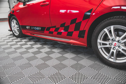Seitenschweller Ansatz für Toyota Corolla GR Sport Hatchback XII Carbon Look
