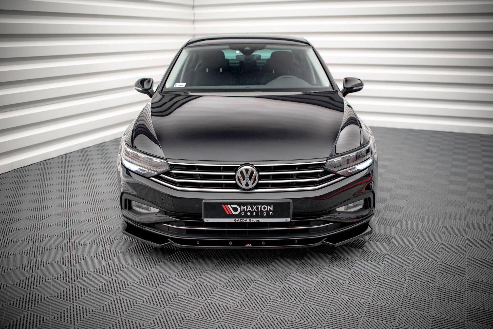 Front Ansatz V.1 für Volkswagen Passat B8 Facelift Carbon Look