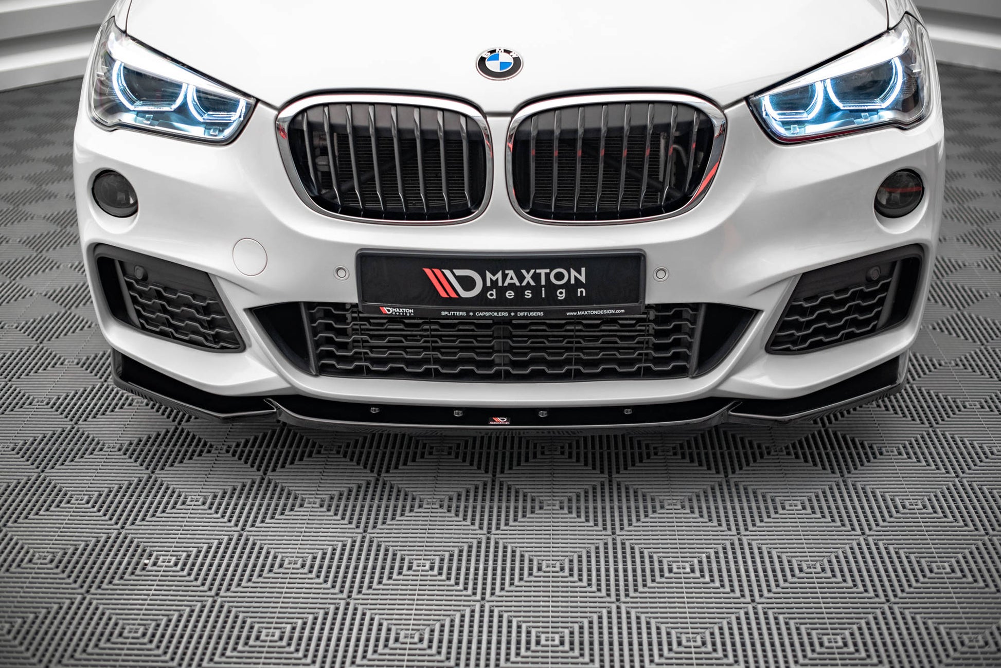 Front Ansatz V.1 für BMW X1 M-Paket F48 Carbon Look