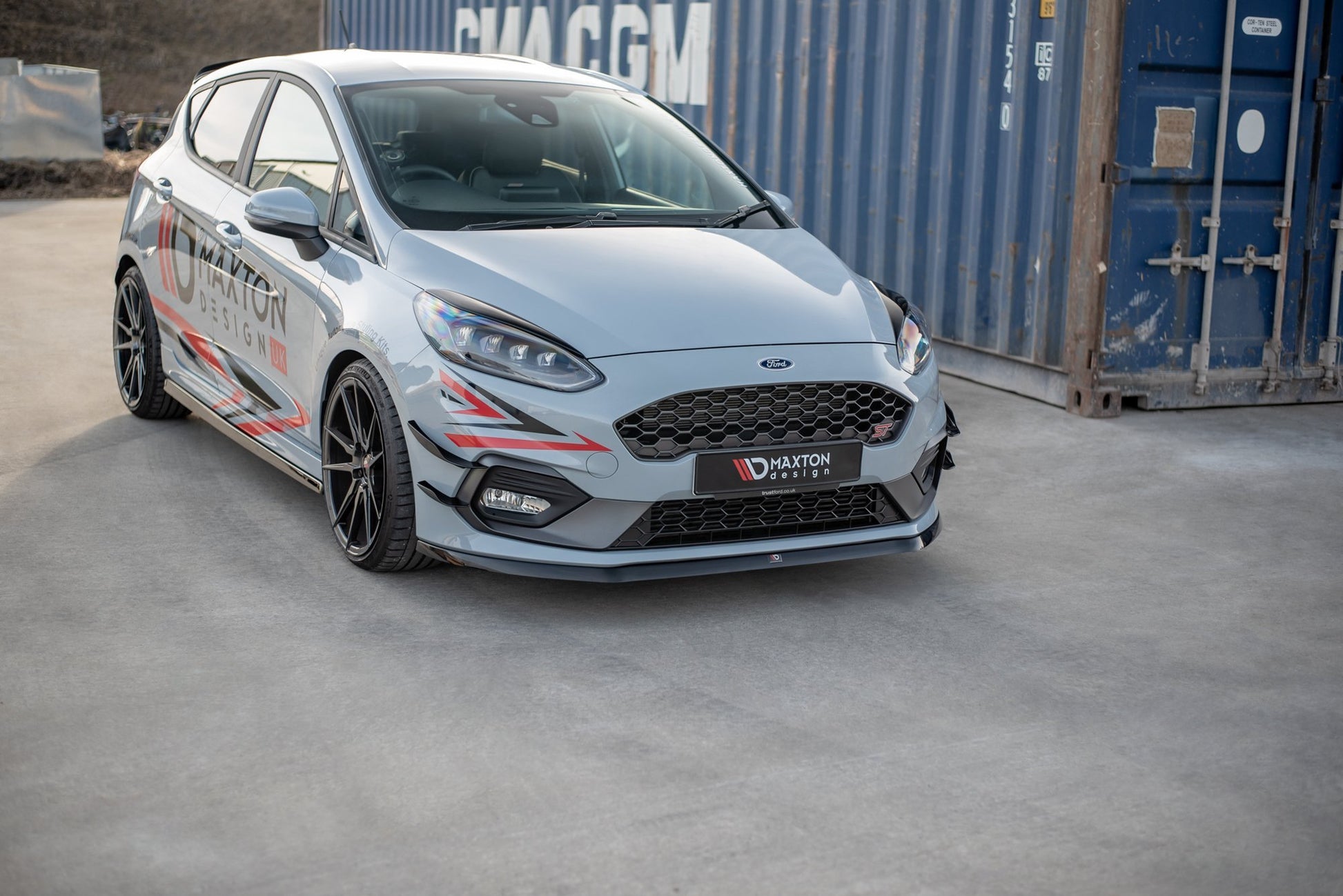 Front Ansatz V.6 für Ford Fiesta Mk8 ST / ST-Line Carbon Look