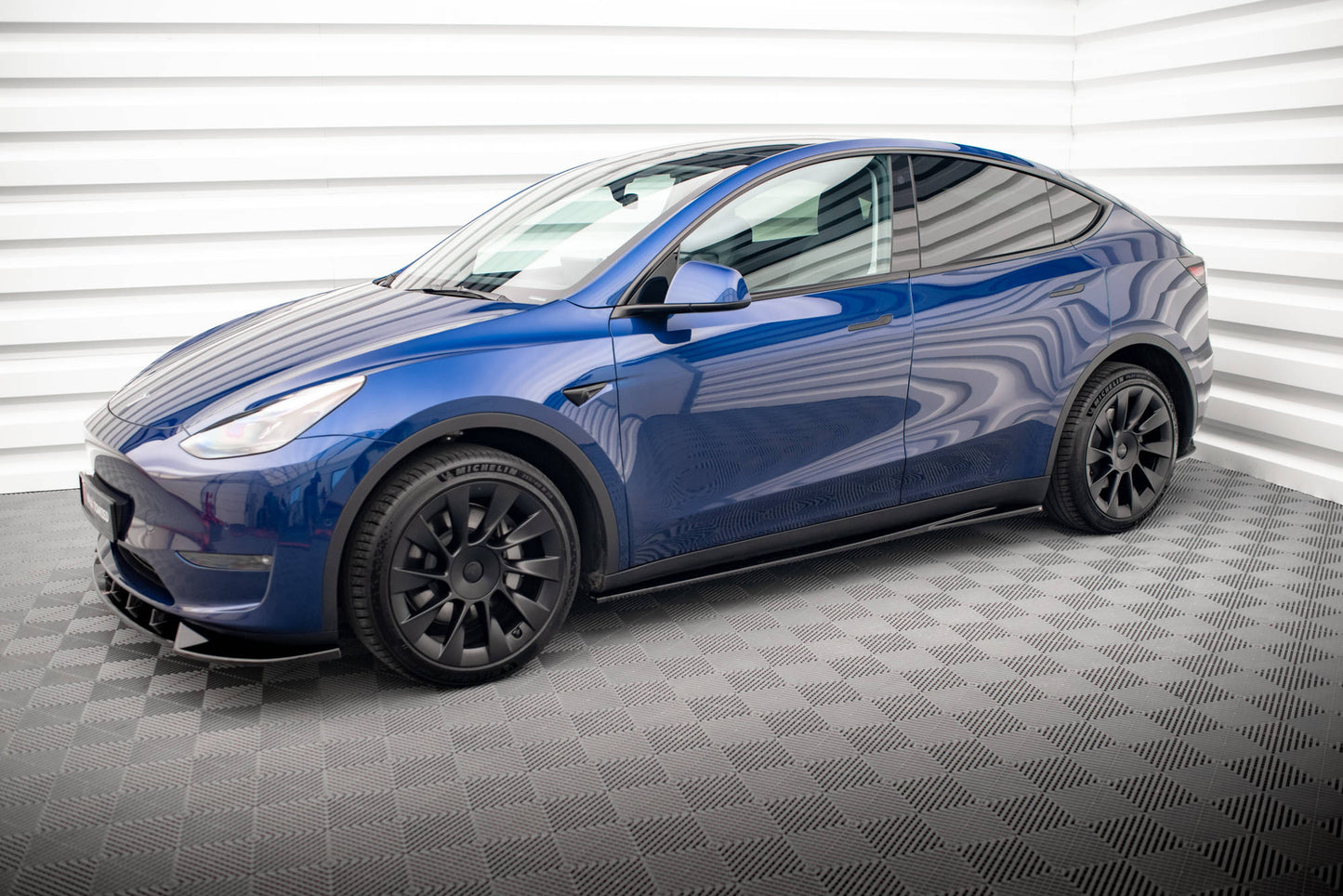 Seitenschweller Ansatz für V.1 für Tesla Model Y Carbon Look