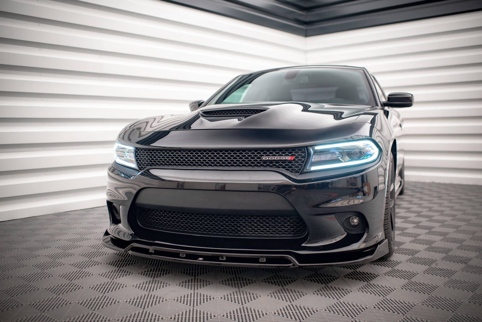 Front Ansatz V.1 für Dodge Charger SRT Mk7 Facelift schwarz matt