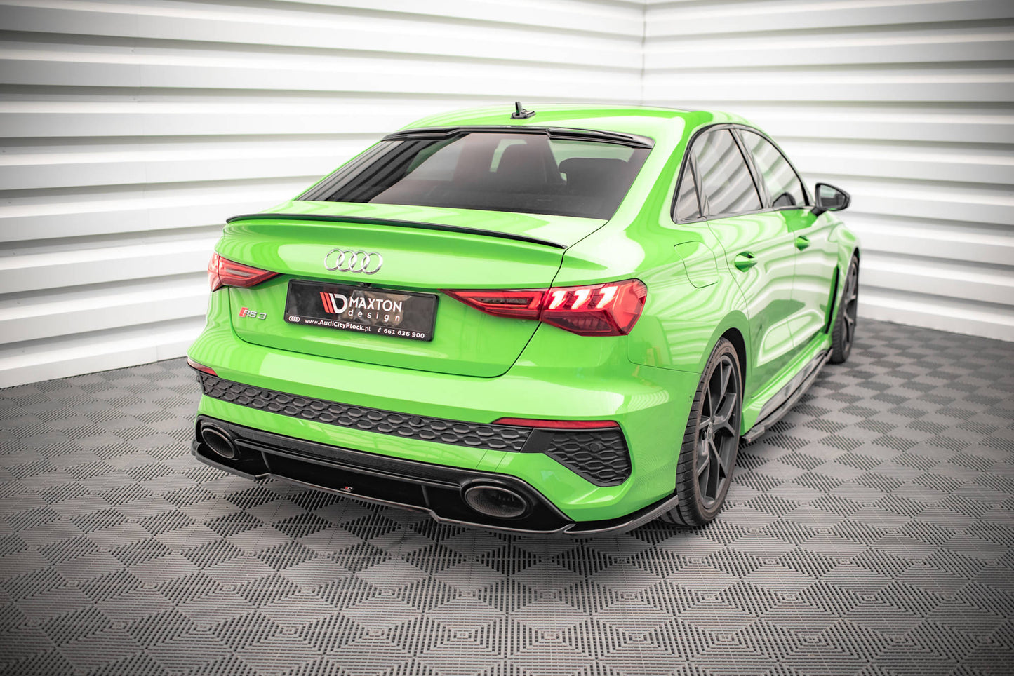 Heckscheiben Spoiler für Audi RS3 Limousine 8Y schwarz Hochglanz