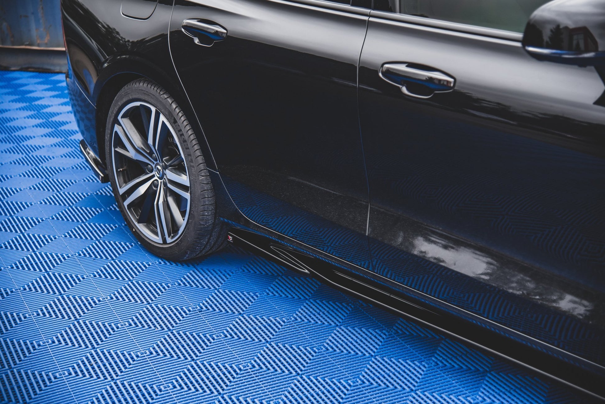 Seitenschweller Ansatz für V.1 für Volvo S60/V60 R-Design Mk3 Carbon Look