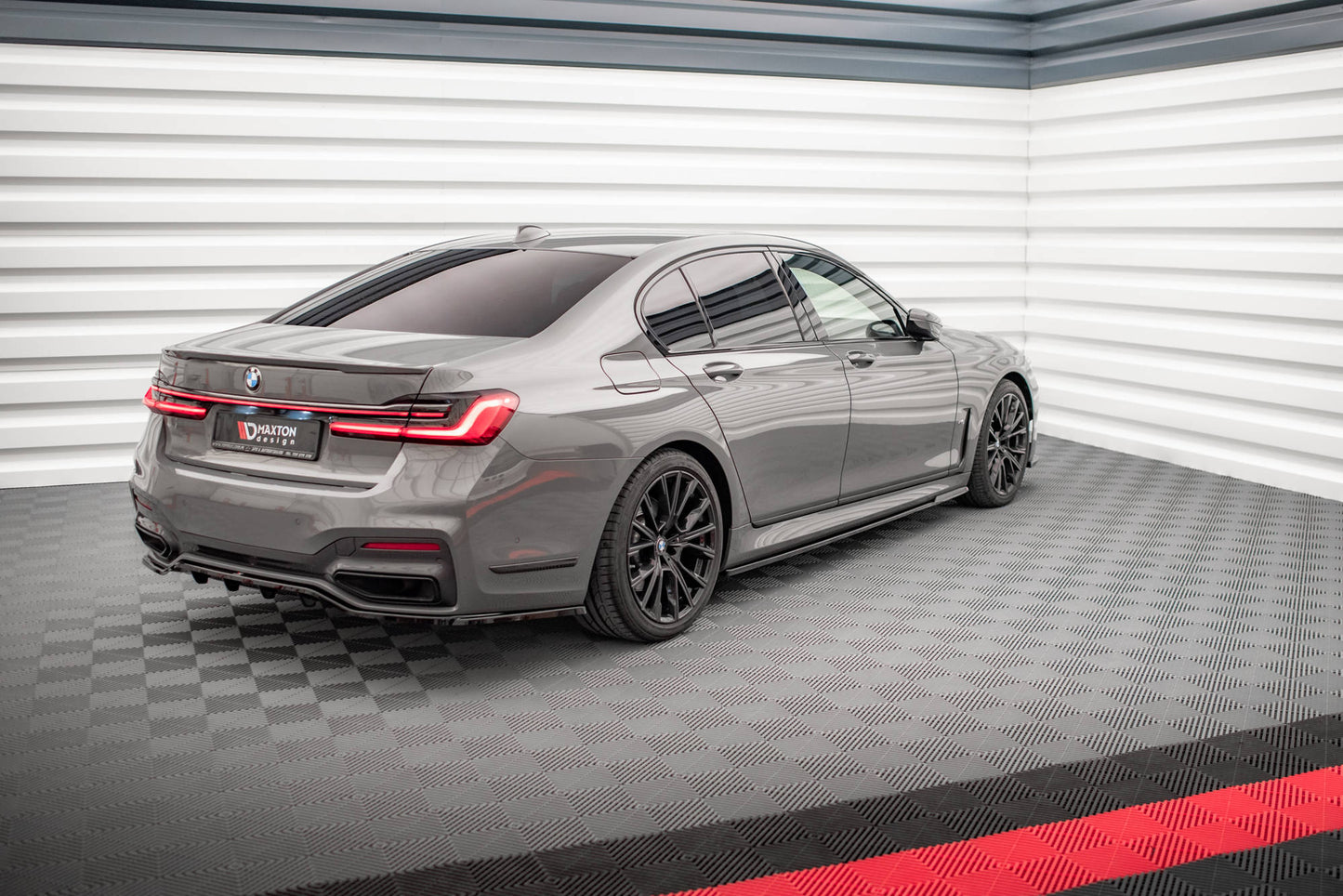 Seitenschweller Ansatz für BMW 7 M-Paket G11 Facelift schwarz Hochglanz