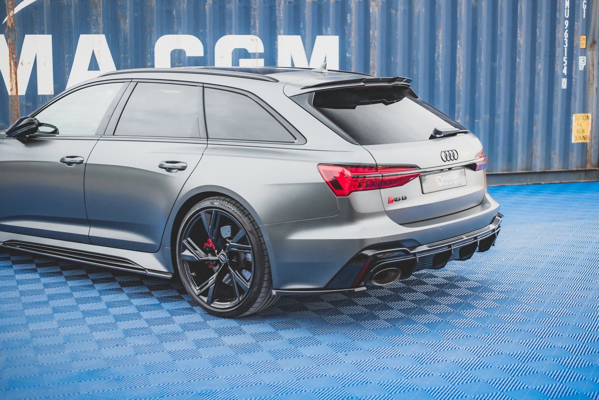 Heck Ansatz Flaps Diffusor V.2 für Audi RS6 C8 / RS7 C8 schwarz matt