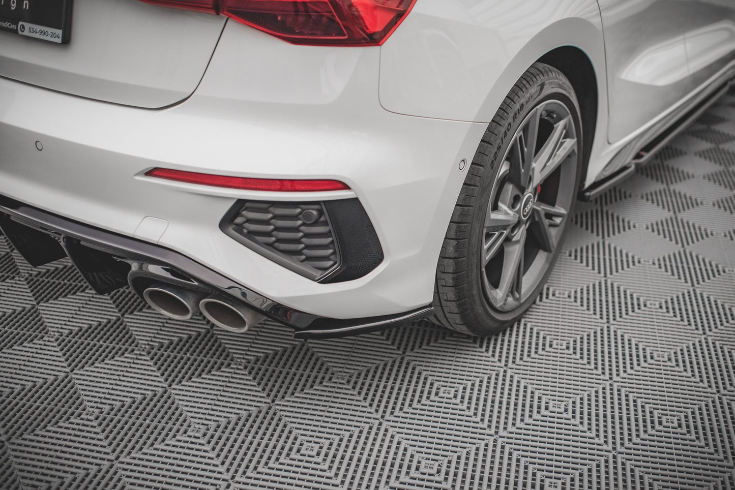 Heck Ansatz Flaps Diffusor V.2 für Audi S3 Sportback 8Y schwarz matt
