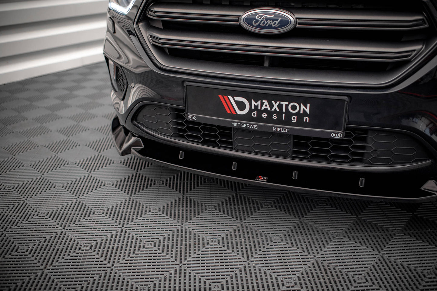 Front Ansatz V.2 für Ford Escape ST-Line Mk3 schwarz Hochglanz