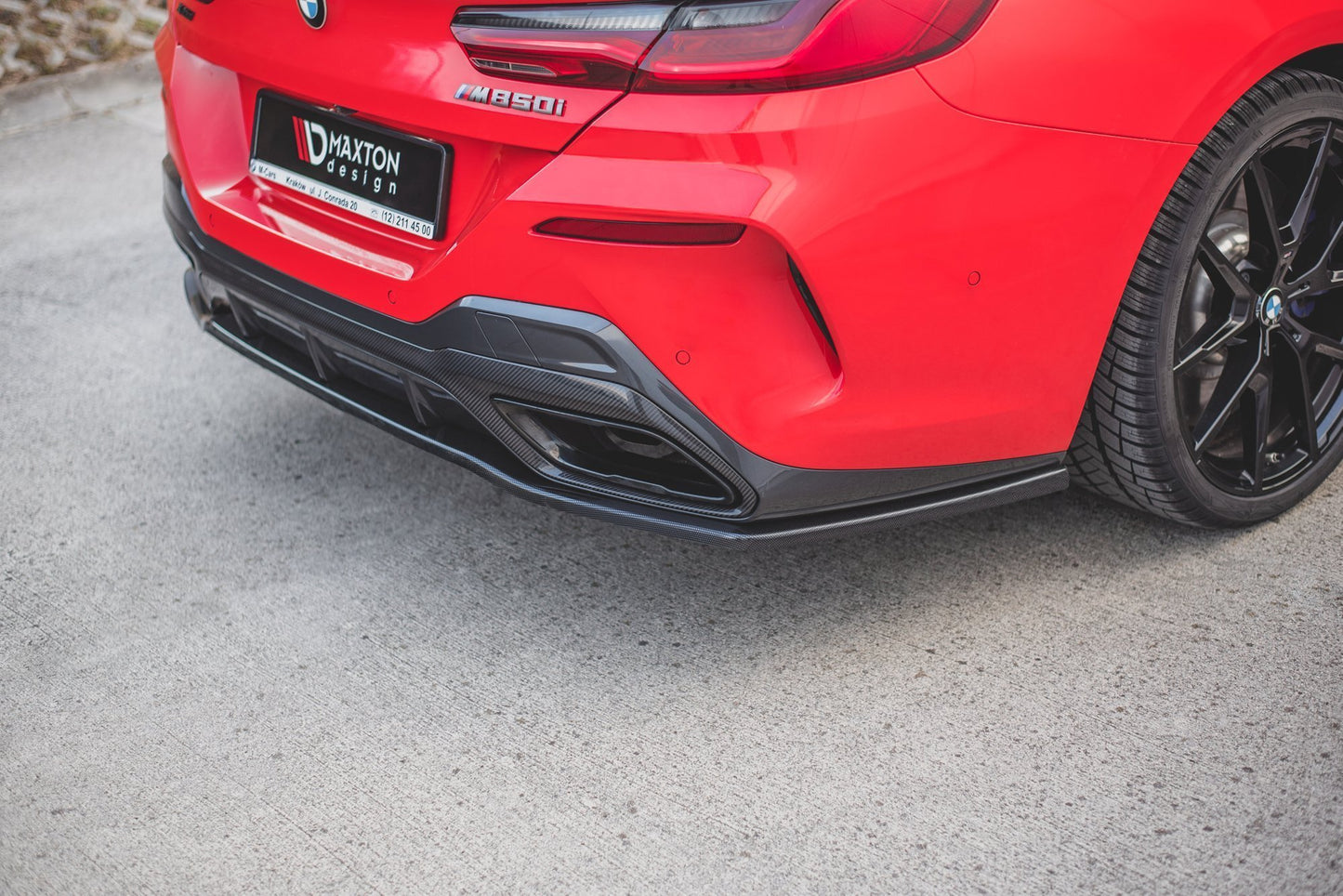 Mittlerer Diffusor Heck Ansatz für BMW 8 Coupe M-Paket G15 schwarz Hochglanz