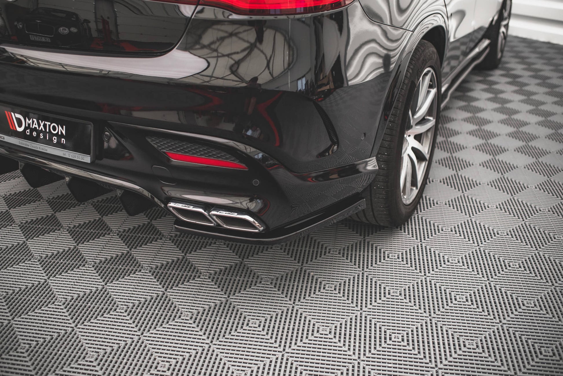 Heck Ansatz Flaps Diffusor V.2 für Mercedes-Benz GLE Coupe 63 AMG C292 schwarz Hochglanz
