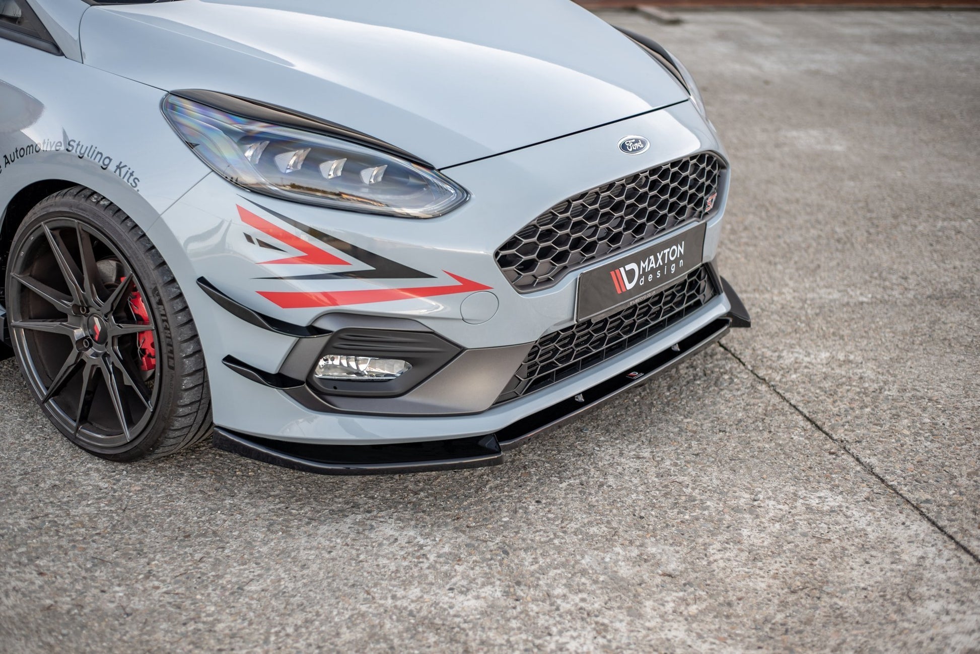 Front Ansatz V.7 für Ford Fiesta Mk8 ST / ST-Line schwarz matt