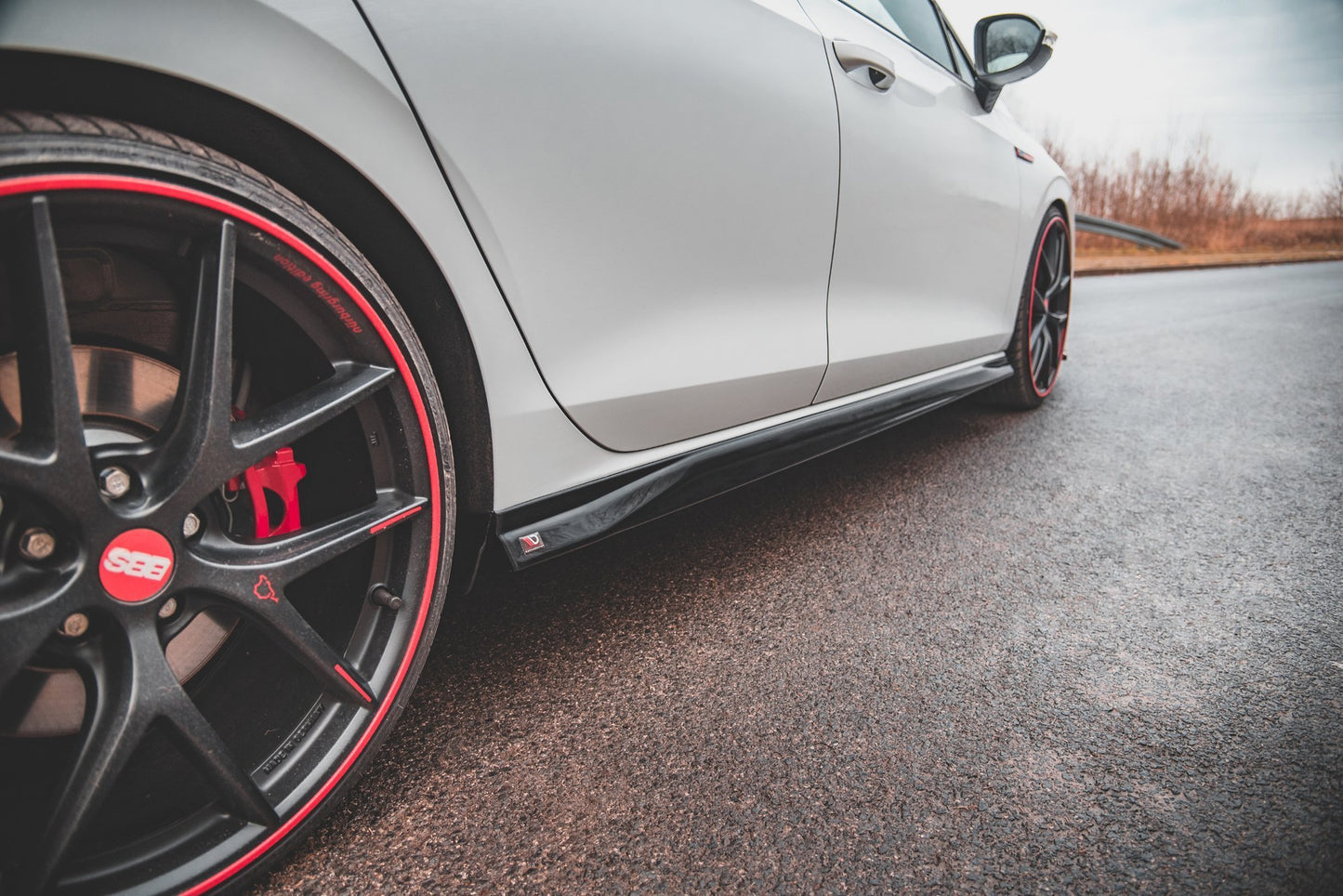 Seitenschweller Ansatz für V.3 für Volkswagen Golf 8 GTI Carbon Look