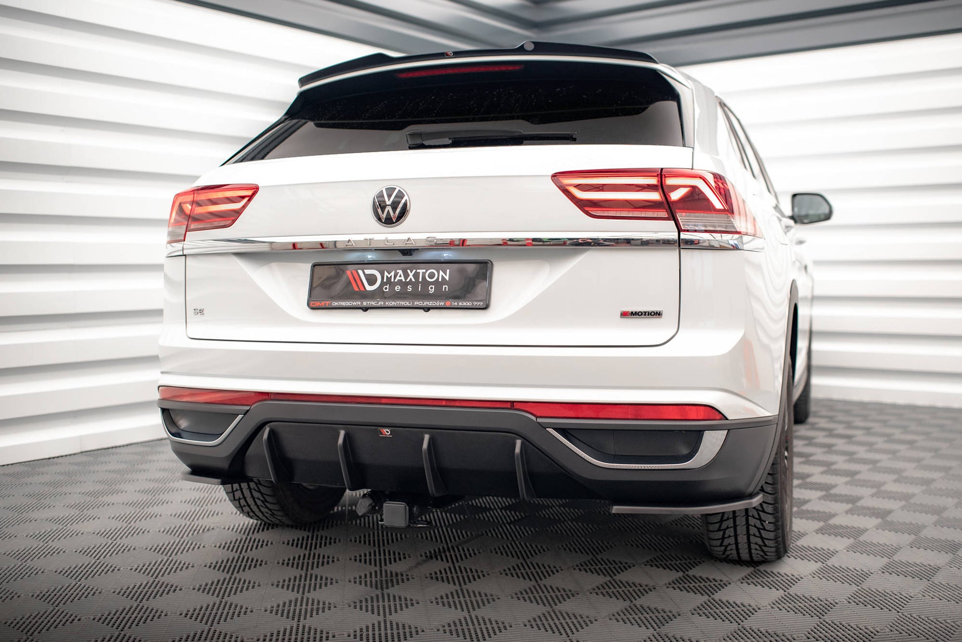 Diffusor Heck Ansatz für Volkswagen Atlas Cross Sport schwarz matt
