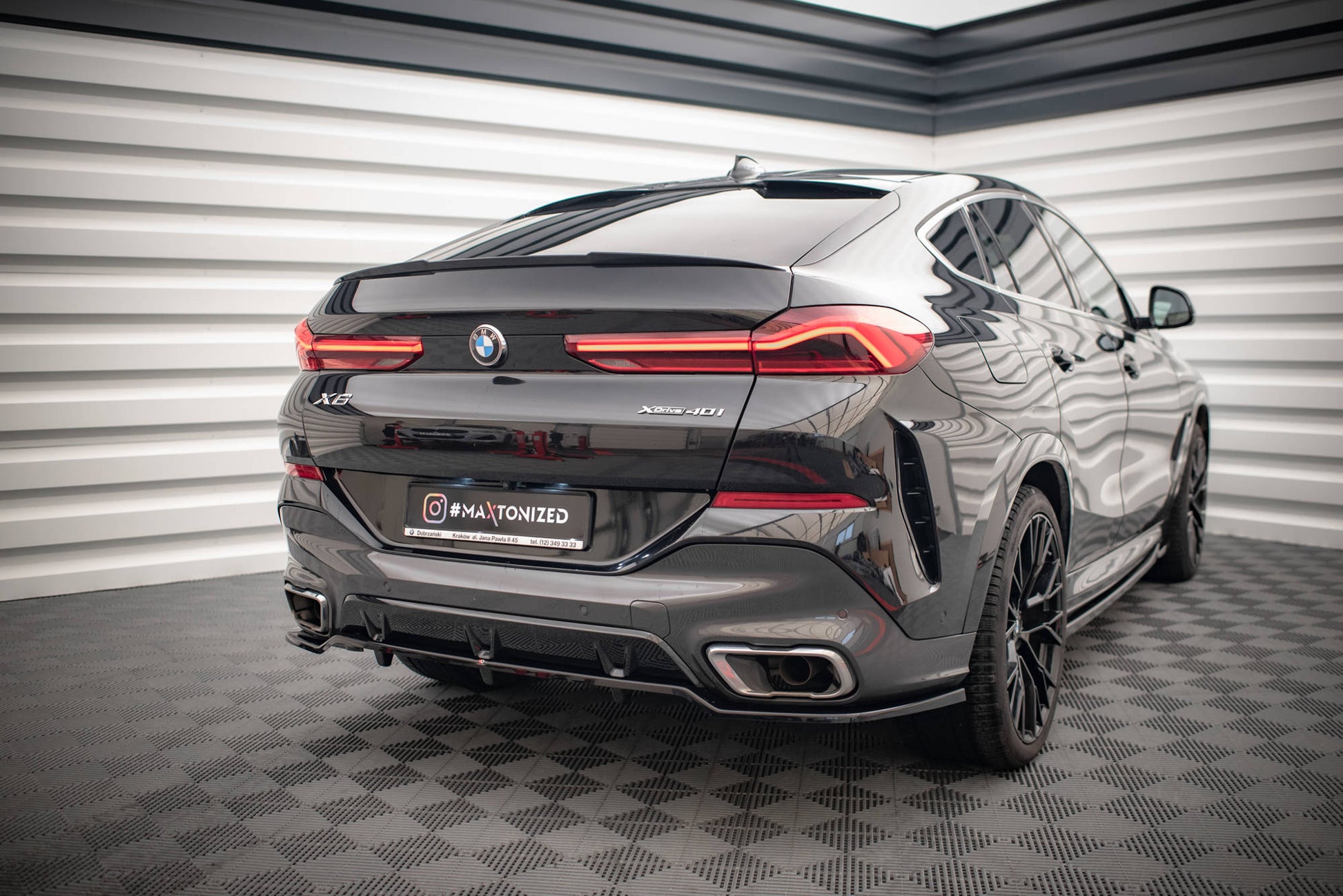Mittlerer Diffusor Heck Ansatz DTM Look für V.2 BMW X6 M-Paket G06 Carbon Look