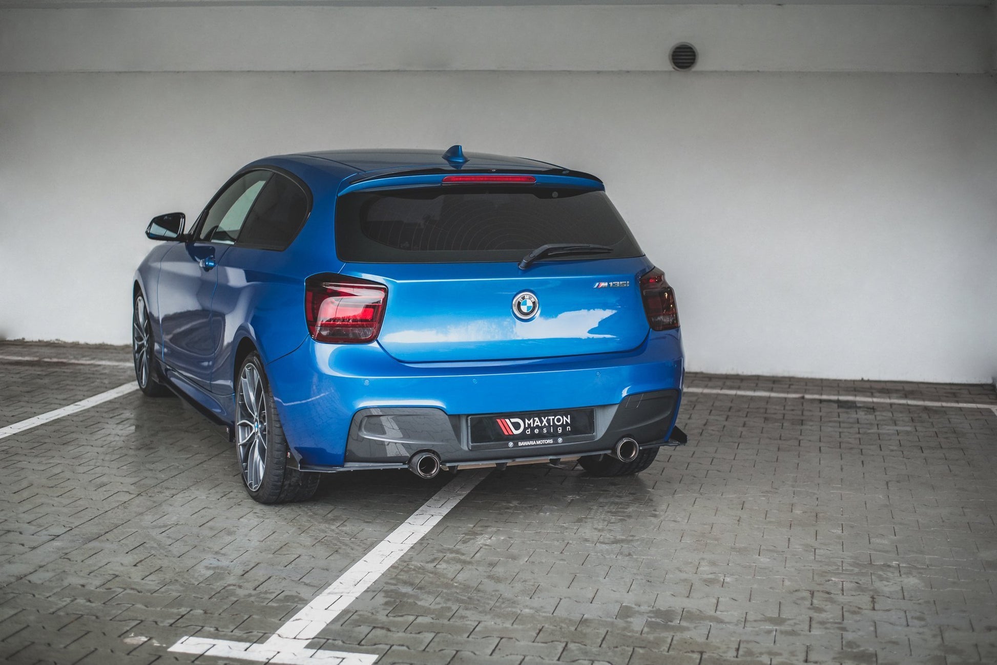 Robuste Racing Heckschürze für BMW M135i F20